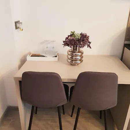 Apartment Alezzi-retreat Xl