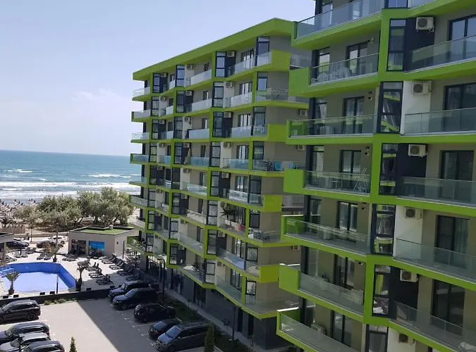 Appartement Alezzi-retreat Xl Năvodari